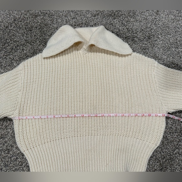H&M collares rib- knit sweater. Size Medium. - Picture 9 of 9